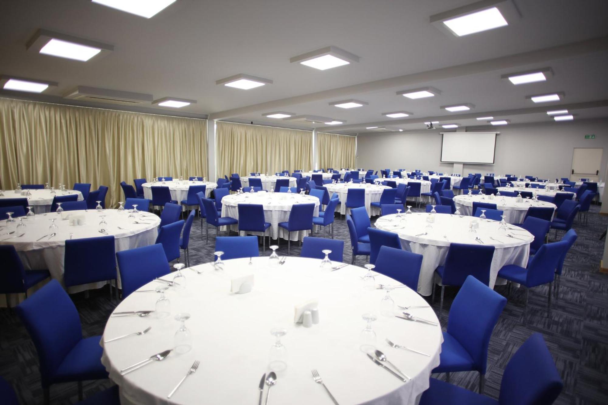 Holiday Inn Express Manisa-West By Ihg Bagian luar foto