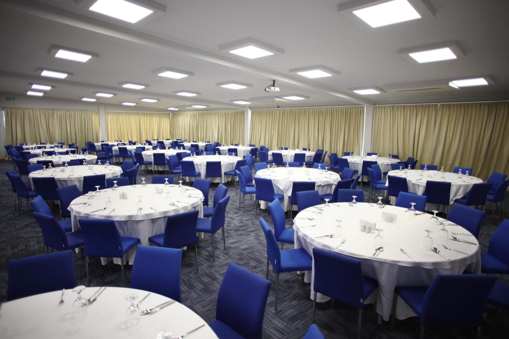 Holiday Inn Express Manisa-West By Ihg Bagian luar foto